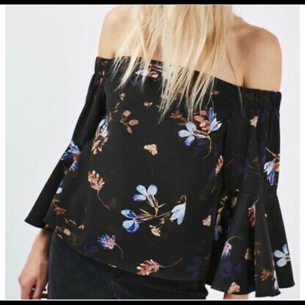 TOPSHOP Crop Off The Shoulder Floral Blouse
